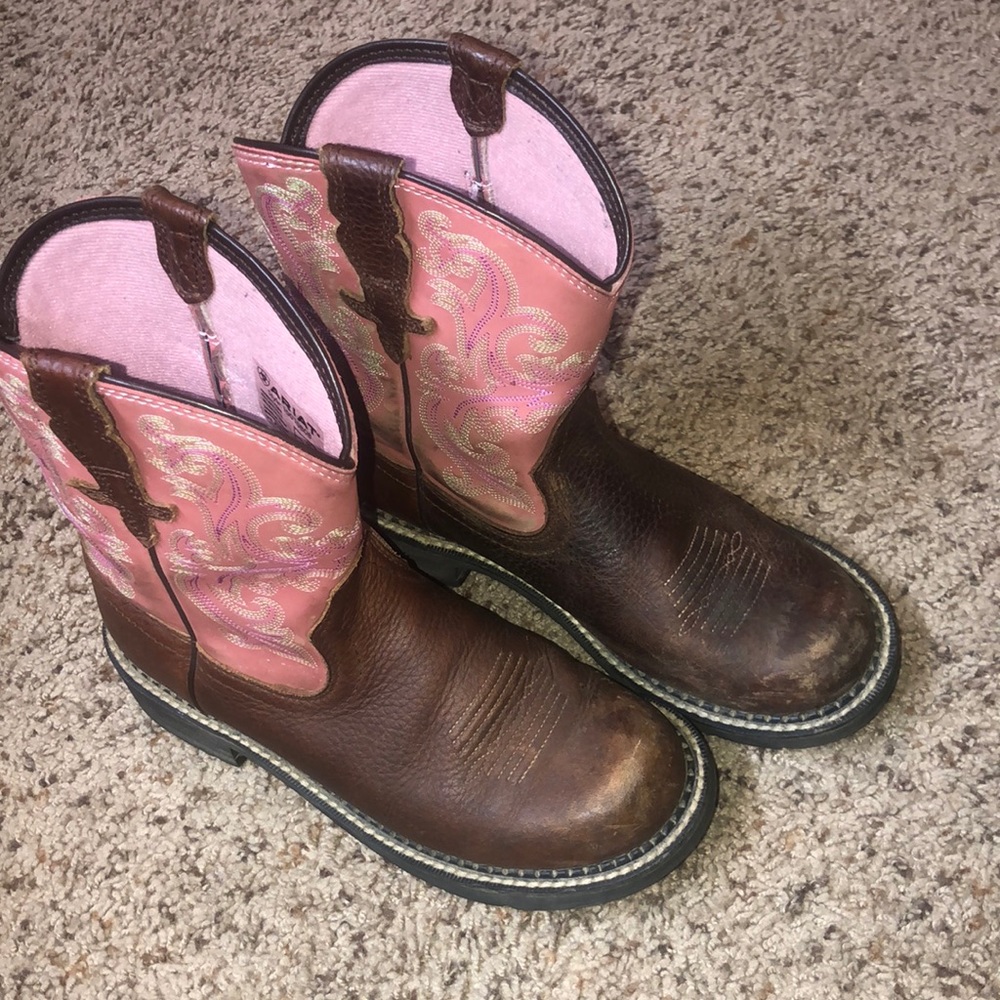 Ariat BOOTS 7b